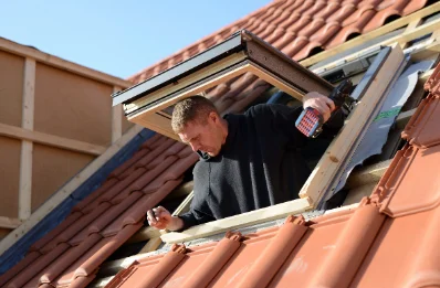 Pose de fenêtres de toit Velux à Ennordres